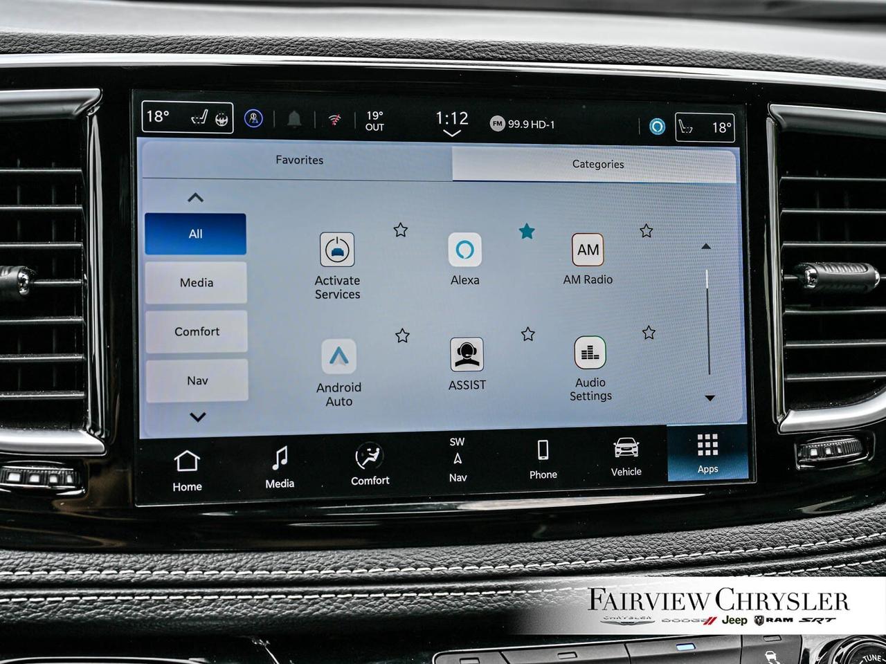 2024 Chrysler Pacifica Limited S APPEARANCE   PANO ROOF   LEATHER   NAV Photo