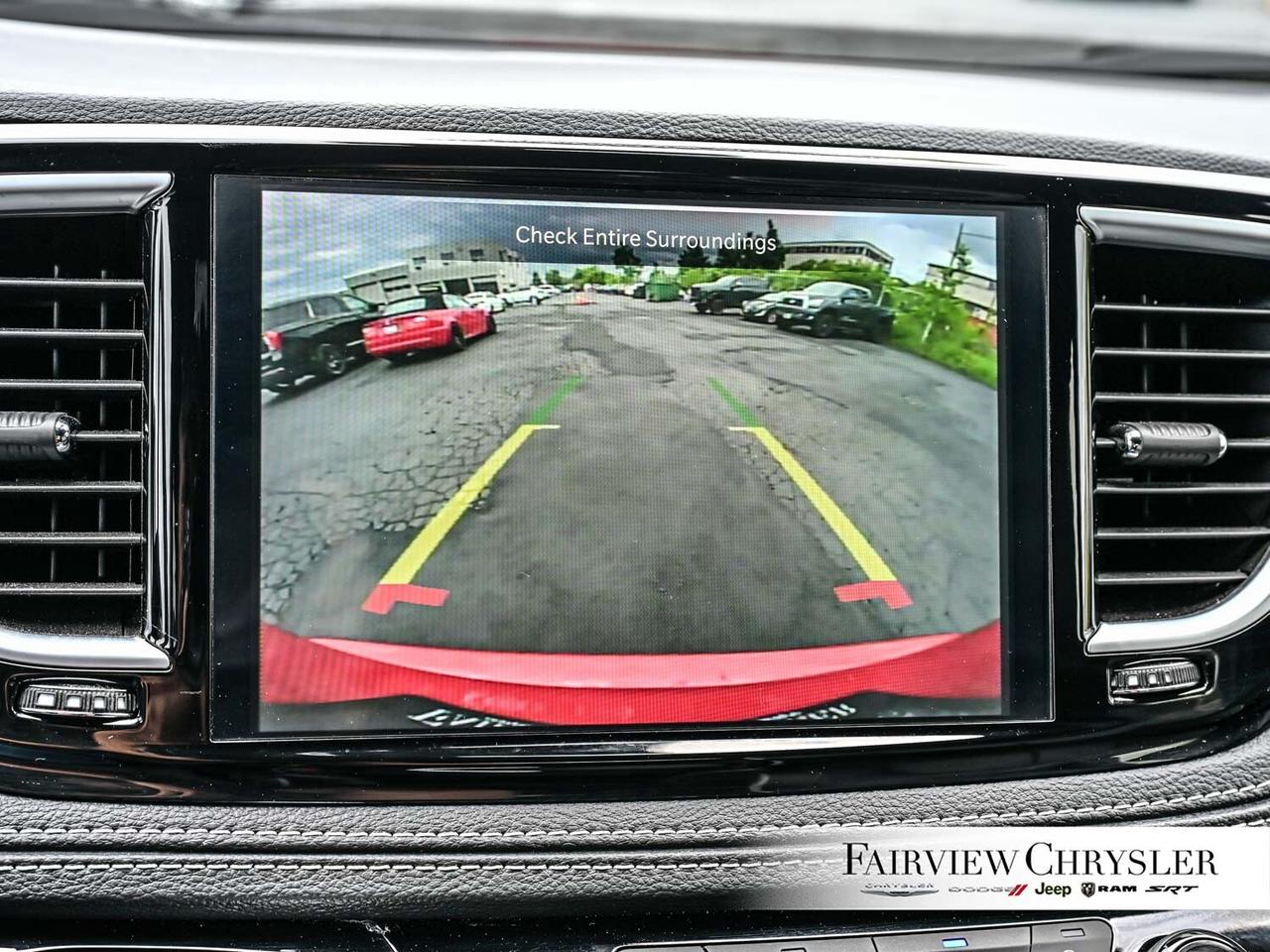 2024 Chrysler Pacifica Limited S APPEARANCE   PANO ROOF   LEATHER   NAV Photo