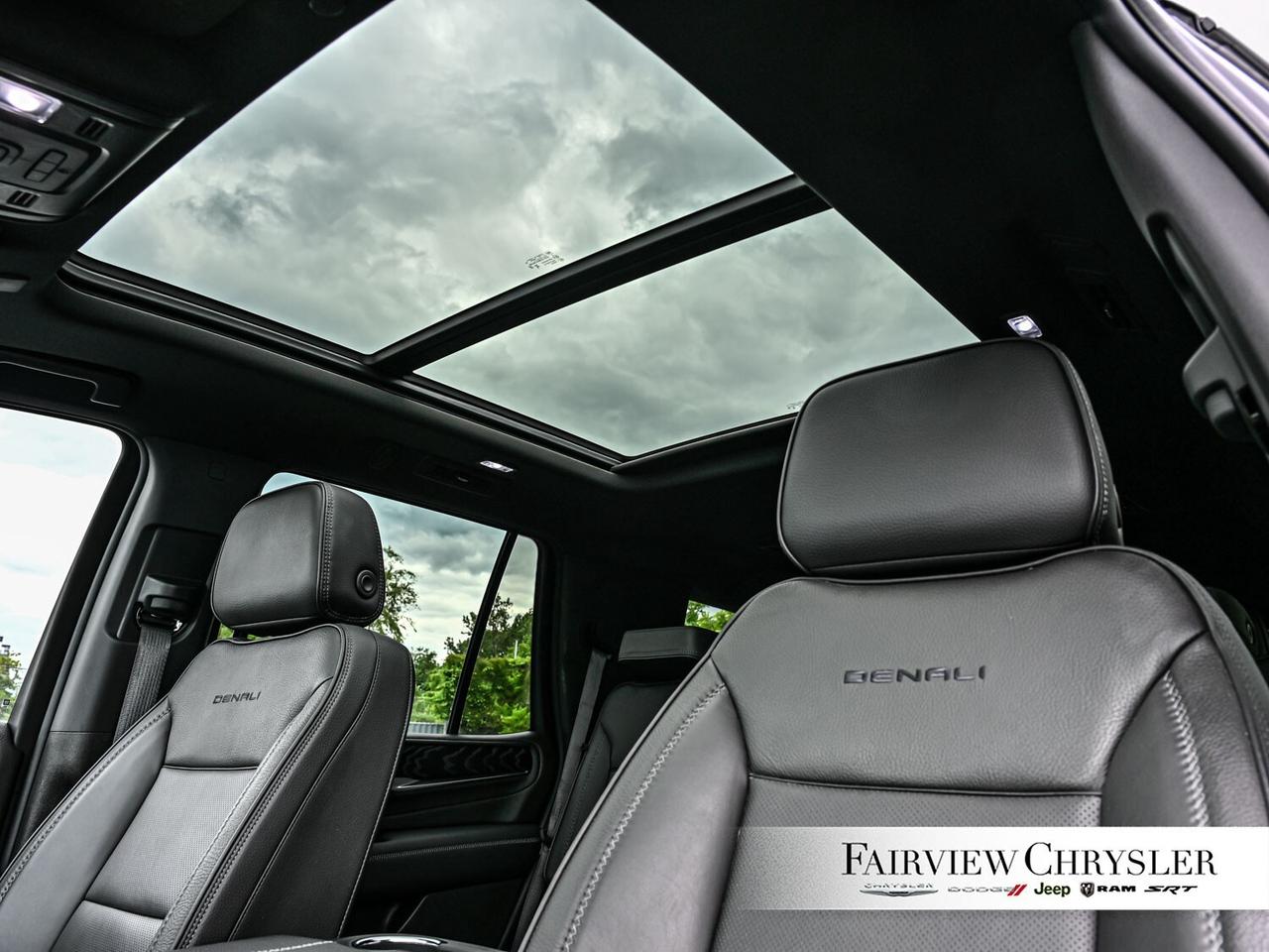 2024 GMC Yukon Denali PANO ROOF   DIESEL   CARPLAY   SURROUND CAM Photo