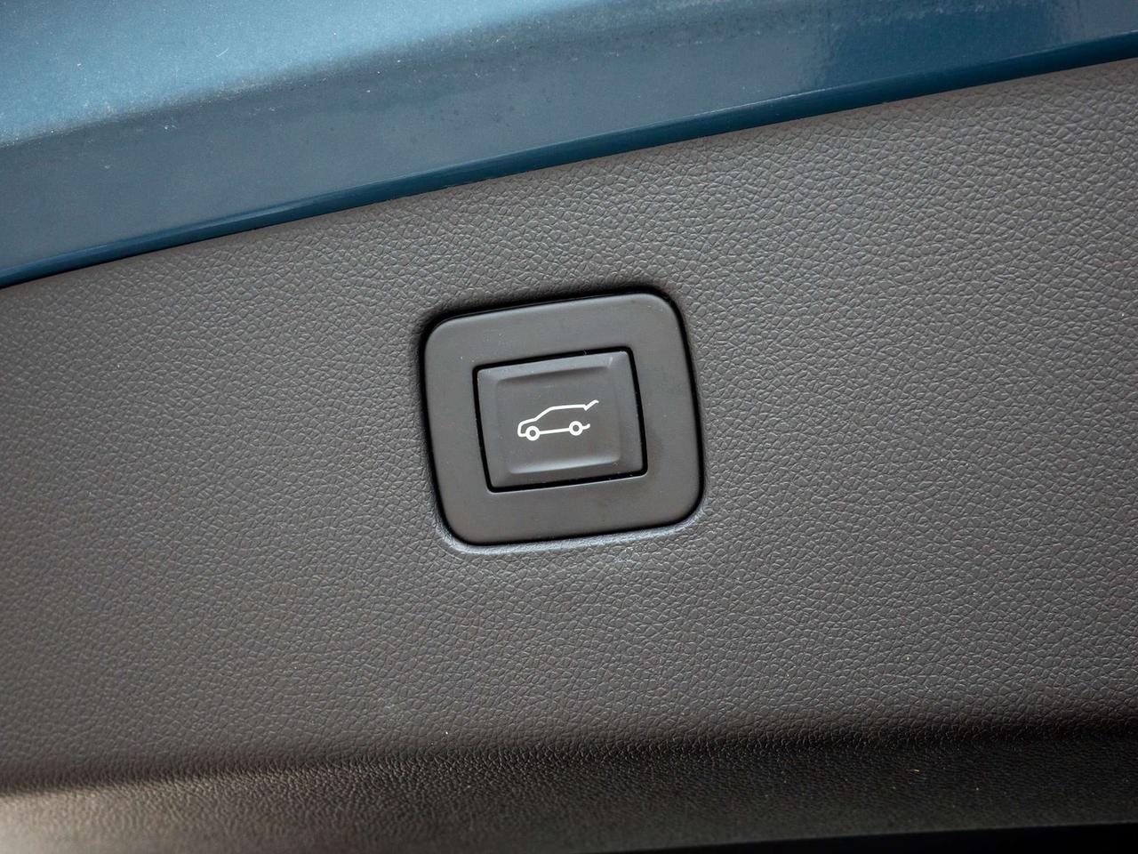 2024 Buick Envista Avenir - Adaptive Cruise Control Heated Steering Photo