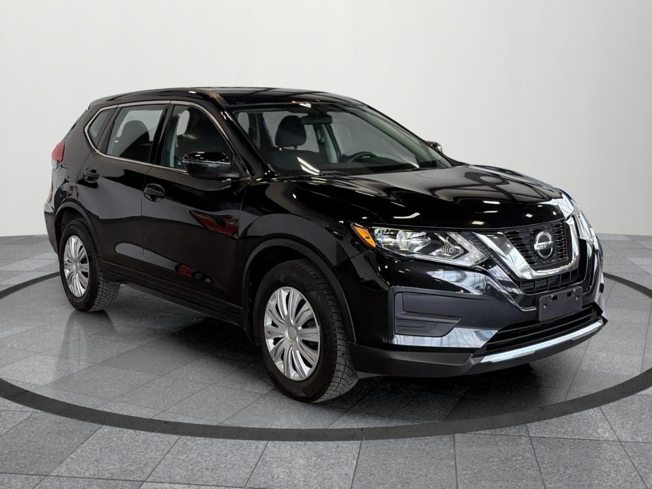 2018 Nissan Rogue SV 4dr Front-wheel Drive Photo