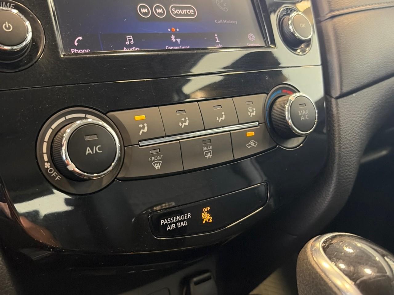 2018 Nissan Rogue SV 4dr Front-wheel Drive Photo