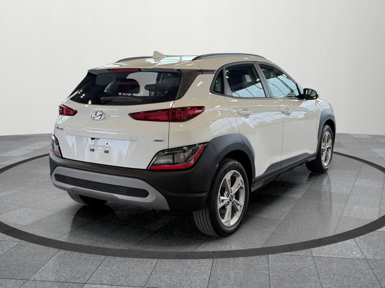 2023 Hyundai KONA 2.0L Preferred Sun & Leather Package 4dr All-Wheel Drive Photo