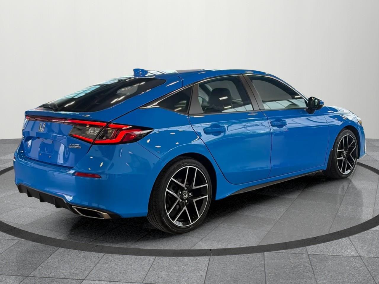 2022 Honda Civic Sport Touring 4dr Hatchback Photo