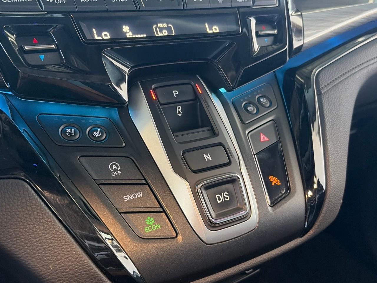 2022 Honda Odyssey Touring Passenger Van Photo