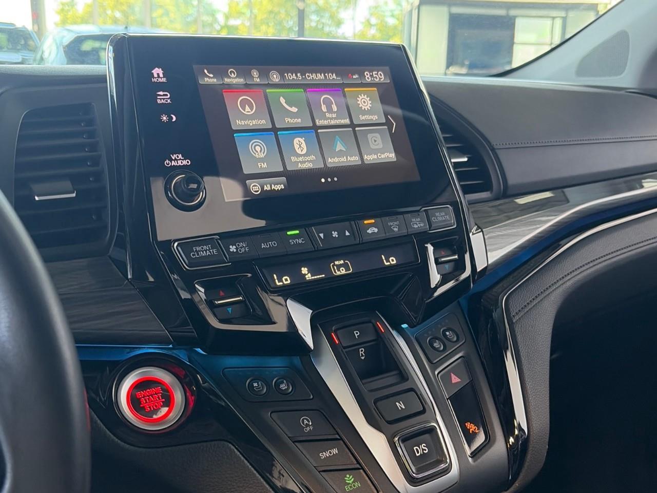 2022 Honda Odyssey Touring Passenger Van Photo
