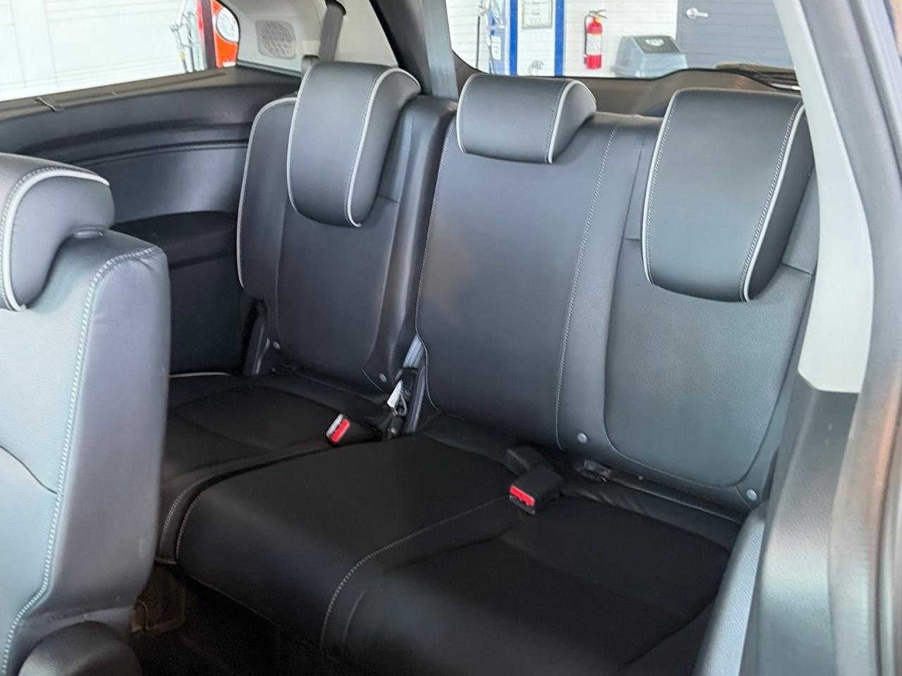 2022 Honda Odyssey Touring Passenger Van Photo