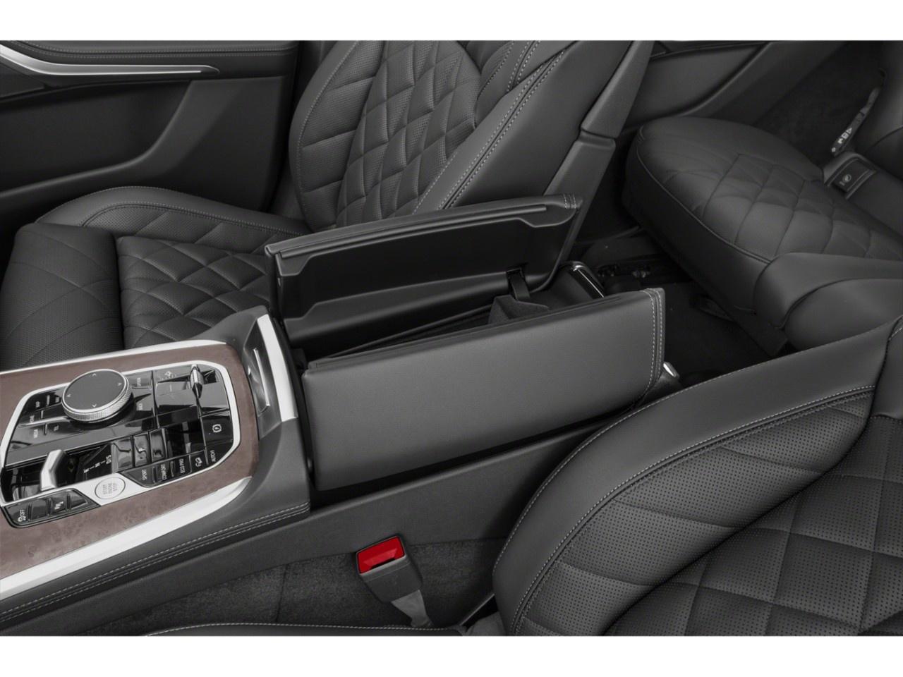 2027 BMW X7 xDrive40i Sports Activity Vehicle Photo