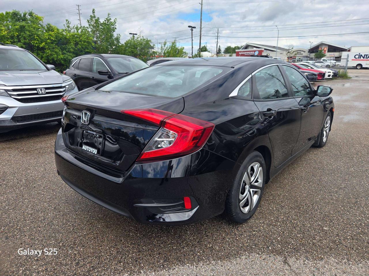 2018 Honda Civic LX Photo