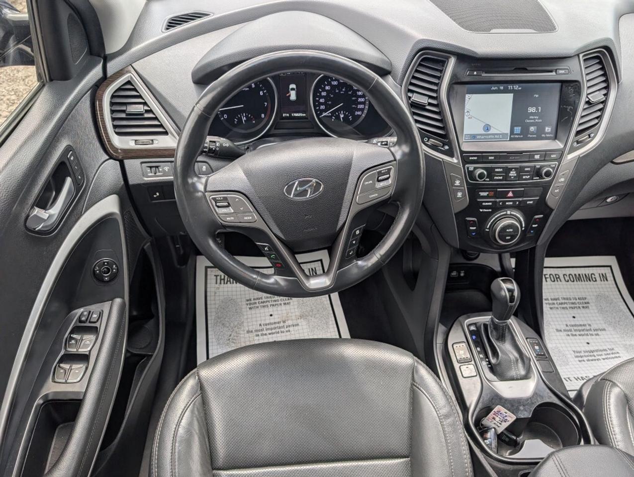 2018 Hyundai Santa Fe Sport Limited AWD   NAV   LEATHER   PANOROOF   CAMERA Photo
