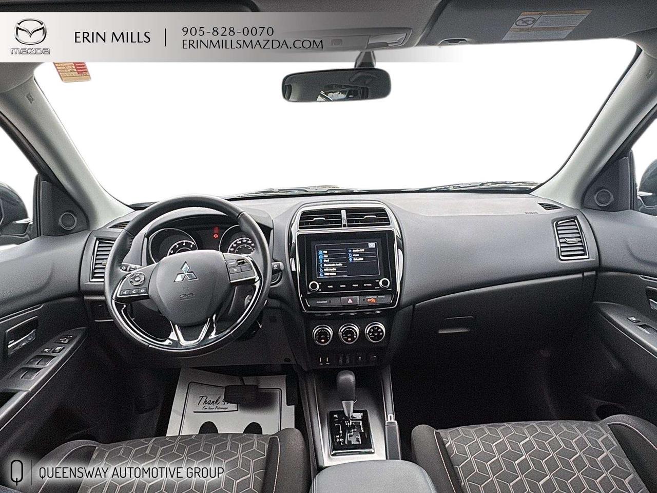 2024 Mitsubishi RVR SE LOW KMS // HEATED SEATS Photo