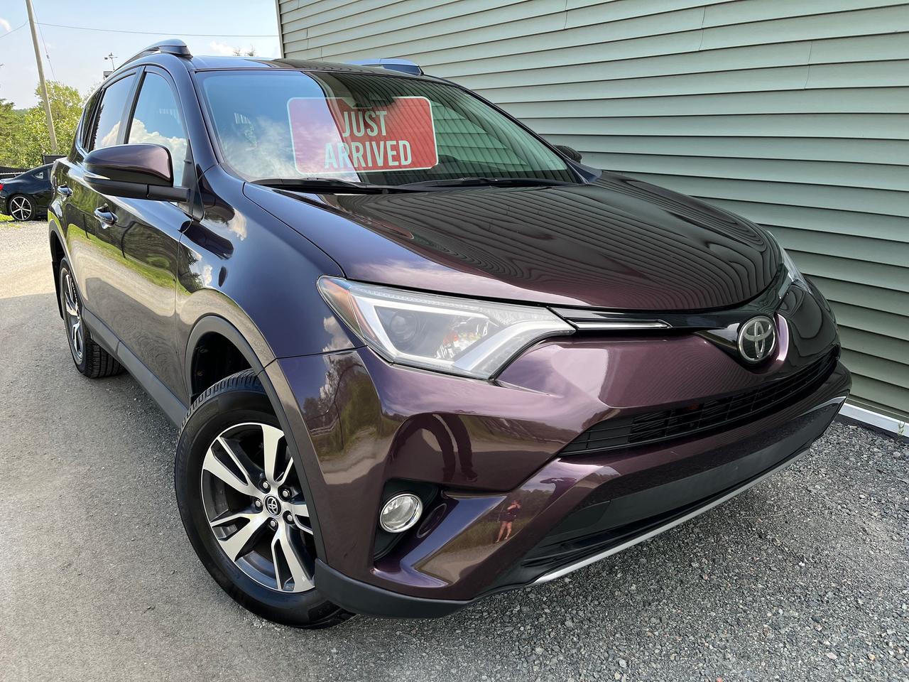 <p style=margin: 0px; font-stretch: normal; font-size: 13px; line-height: normal; font-family: Helvetica Neue;><span style=font-size: 10pt;>-Ultra Low Mileage</span></p><p style=margin: 0px; font-stretch: normal; font-size: 13px; line-height: normal; font-family: Helvetica Neue;>&nbsp;</p><p style=margin: 0px; font-stretch: normal; font-size: 13px; line-height: normal; font-family: Helvetica Neue;><span style=font-size: 10pt;>-Great Condition</span></p><p style=margin: 0px; font-stretch: normal; font-size: 13px; line-height: normal; font-family: Helvetica Neue;>&nbsp;</p><p style=margin: 0px; font-stretch: normal; font-size: 13px; line-height: normal; font-family: Helvetica Neue;><span style=font-size: 10pt;>$25,995 + tax, licensing and admin. fee*</span></p><p style=margin: 0px; font-stretch: normal; font-size: 13px; line-height: normal; font-family: Helvetica Neue;>&nbsp;</p><p style=margin: 0px; font-stretch: normal; font-size: 13px; line-height: normal; font-family: Helvetica Neue;>NEW!&nbsp;<strong>Contact us today</strong>,<strong>&nbsp;</strong>if youre interested in this vehicle and want to beat the rush! Or stay tuned as more photos and details may be posted soon. Act now, vehicles often sell before more photos are posted online!</p><p style=margin: 0px; font-stretch: normal; font-size: 13px; line-height: normal; font-family: Helvetica Neue;>&nbsp;</p><p style=margin: 0px; font-stretch: normal; font-size: 13px; line-height: normal; font-family: Helvetica Neue;>Financing - Submit an application on our website ruralworxautosales.com or contact us to determine eligibility</p><p style=margin: 0px; font-stretch: normal; font-size: 13px; line-height: normal; font-family: Helvetica Neue;>&nbsp;</p><p style=margin: 0px; font-stretch: normal; font-size: 13px; line-height: normal; font-family: Helvetica Neue;>Delivery - We ship coast to coast! Contact us for details</p><p style=margin: 0px; font-stretch: normal; font-size: 13px; line-height: normal; font-family: Helvetica Neue;>&nbsp;</p><p style=margin: 0px; font-stretch: normal; font-size: 13px; line-height: normal; font-family: Helvetica Neue;>Many extras, accessories and aftermarket products available for purchase and/or install through us here at RuralWorx Auto! Including Lift Kits, Levelling Kits; Aftermarket, OEM Replica or Steel Wheels; Aggressive (Truck), Performance (Car) or Winter Tires; Winter Floor Mats; Roof Racks, Back Racks, Side Steps and Side Rails, Tonneau Covers; Towing Equipment and much more! Ask us about pricing and availability for this vehicle!</p><p style=margin: 0px; font-stretch: normal; font-size: 13px; line-height: normal; font-family: Helvetica Neue; min-height: 15px;>&nbsp;</p><p style=margin: 0px; font-stretch: normal; font-size: 13px; line-height: normal; font-family: Helvetica Neue; min-height: 15px;>Contact us today by:</p><p style=margin: 0px; font-stretch: normal; font-size: 13px; line-height: normal; font-family: Helvetica Neue;><strong>PHONE/TEXT:</strong>&nbsp;(902) 956-0179&nbsp;<strong>|</strong></p><p style=margin: 0px; font-stretch: normal; font-size: 13px; line-height: normal; font-family: Helvetica Neue;><strong>EMAIL:</strong>&nbsp;ruralworxautosales@gmail.com&nbsp;<strong>|</strong></p><p style=margin: 0px; font-stretch: normal; font-size: 13px; line-height: normal; font-family: Helvetica Neue;><strong>MESSAGE US ON OUR WEBSITE:</strong>&nbsp;ruralworxautosales.com&nbsp;<strong>|</strong></p><p style=margin: 0px; font-stretch: normal; font-size: 13px; line-height: normal; font-family: Helvetica Neue;><strong>MESSAGE US ON FACEBOOK/INSTAGRAM:</strong>&nbsp;RuralWorx AutoSales&nbsp;<strong>|</strong></p><p style=margin: 0px; font-stretch: normal; font-size: 13px; line-height: normal; font-family: Helvetica Neue;><strong>MESSAGE US ON ANY LISTING ON AUTOTRADER, CARGURUS, CARPAGES OR KIJIJI:&nbsp;</strong>RuralWorx Auto Sales&nbsp;<strong>|</strong></p><p style=margin: 0px; font-stretch: normal; font-size: 13px; line-height: normal; font-family: Helvetica Neue;><strong>VISIT US:</strong>&nbsp;Drop by our Hilden car dealership, conveniently located between Truro and Halifax!&nbsp;<strong>|</strong></p><p style=margin: 0px; font-stretch: normal; font-size: 13px; line-height: normal; font-family: Helvetica Neue;>&nbsp;</p><p style=margin: 0px; font-stretch: normal; font-size: 13px; line-height: normal; font-family: Helvetica Neue;>Disclaimer: Prices are not guaranteed and may be changed without notice</p><p style=margin: 0px; font-stretch: normal; font-size: 13px; line-height: normal; font-family: Helvetica Neue;>&nbsp;</p><p style=margin: 0px; font-stretch: normal; font-size: 13px; line-height: normal; font-family: Helvetica Neue;>*$499 administration fee, taxes and licensing to be determined</p>