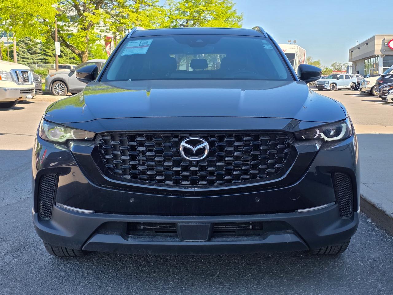 2023 Mazda CX-50 GT AWD | Leather | Moonroof | Apple Car Play | Photo4