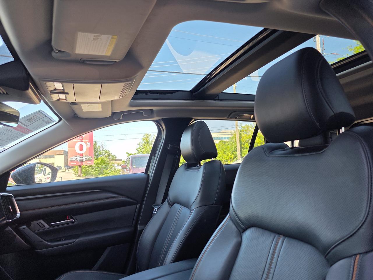 2023 Mazda CX-50 GT AWD | Leather | Moonroof | Apple Car Play | Photo