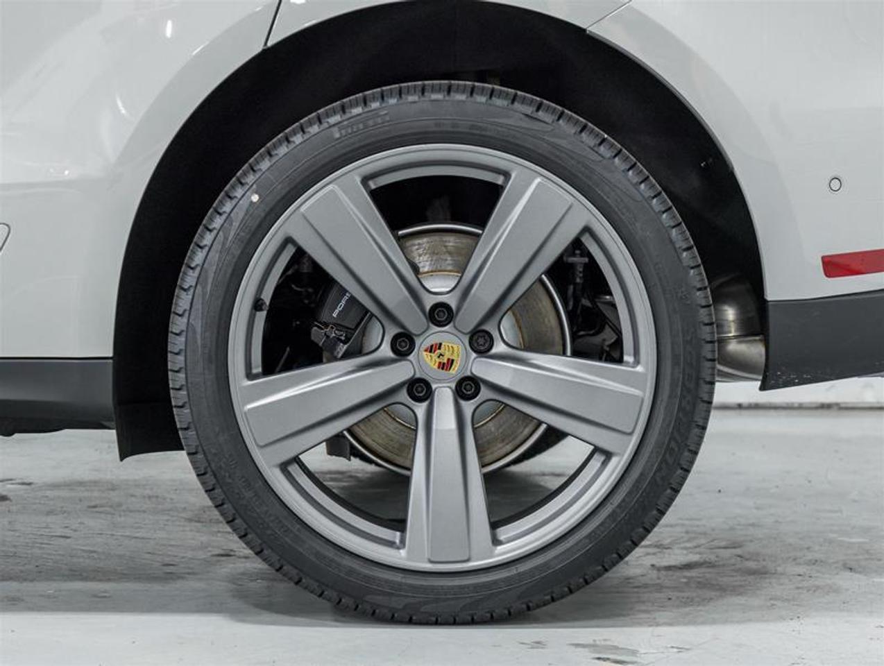2026 Porsche Macan  Photo