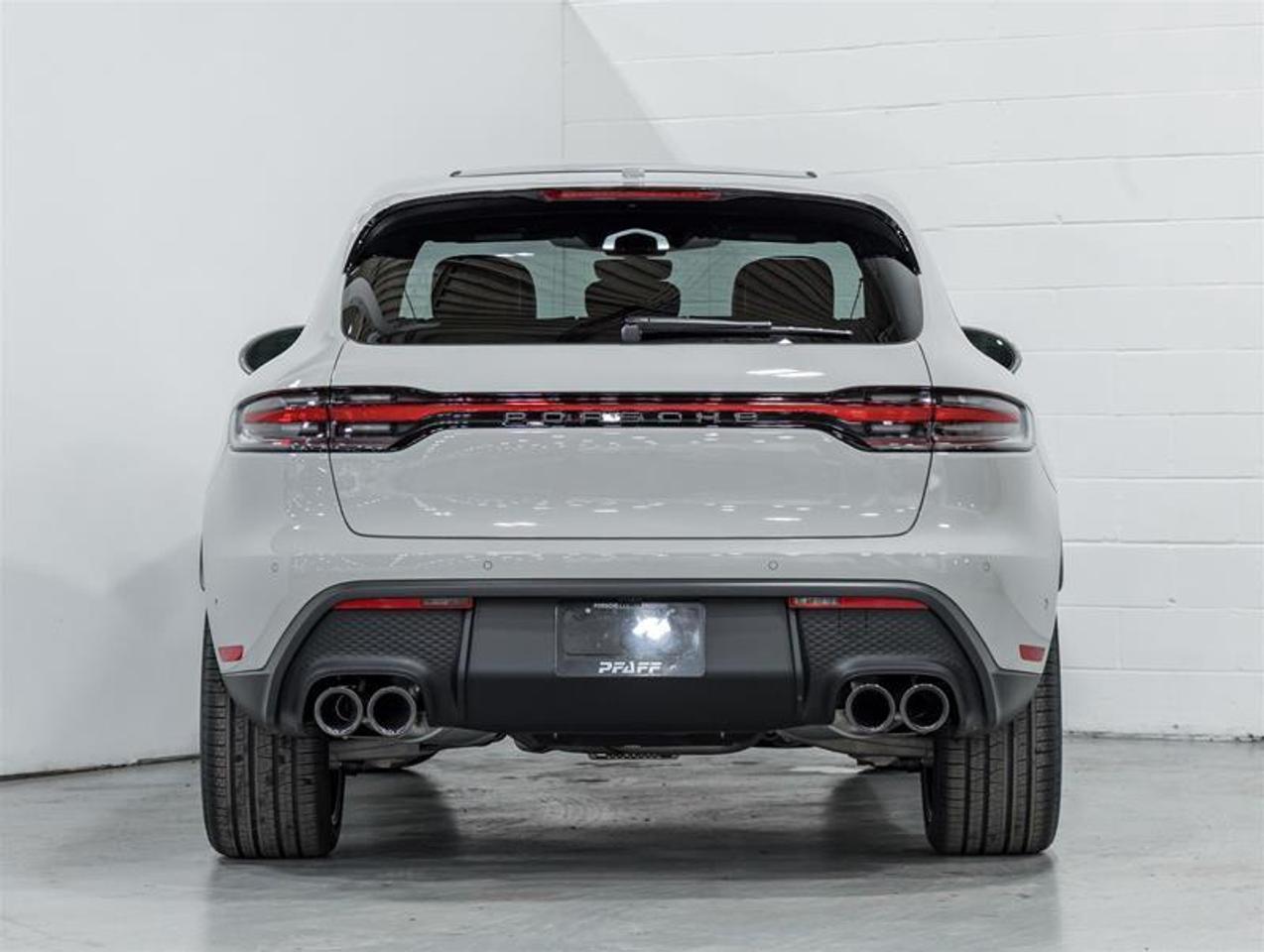 2026 Porsche Macan  Photo