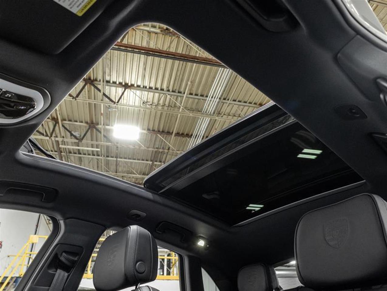 2026 Porsche Macan  Photo