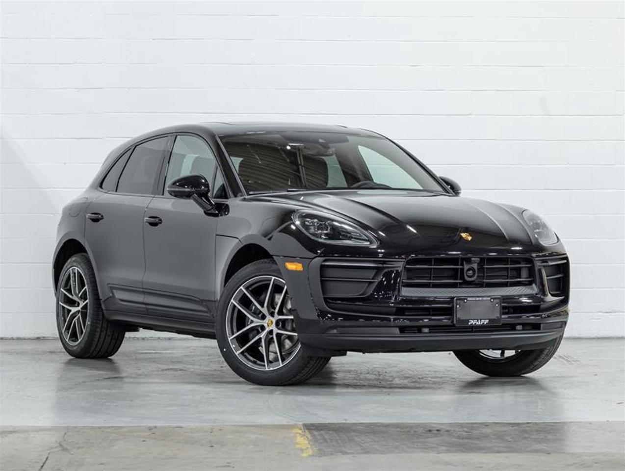 2026 Porsche Macan  Photo