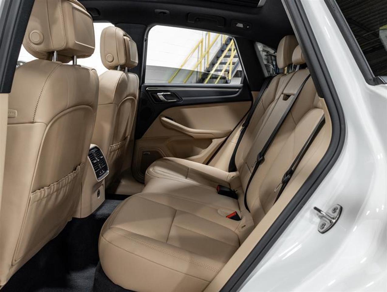 2026 Porsche Macan  Photo