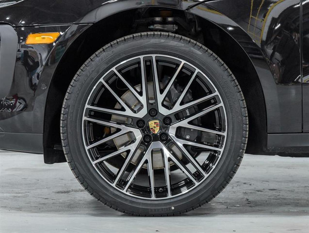 2026 Porsche Macan  Photo