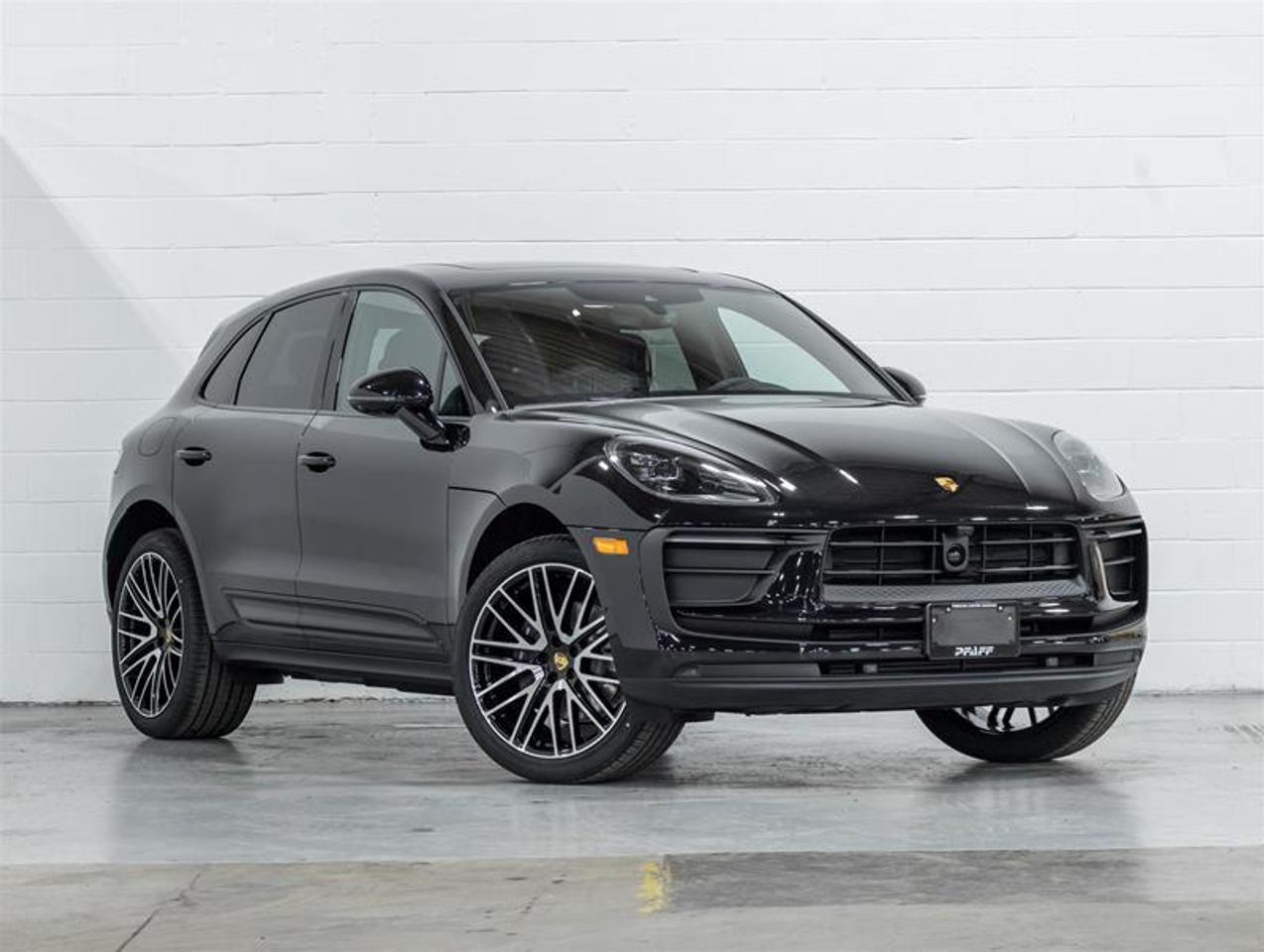 2026 Porsche Macan  Photo