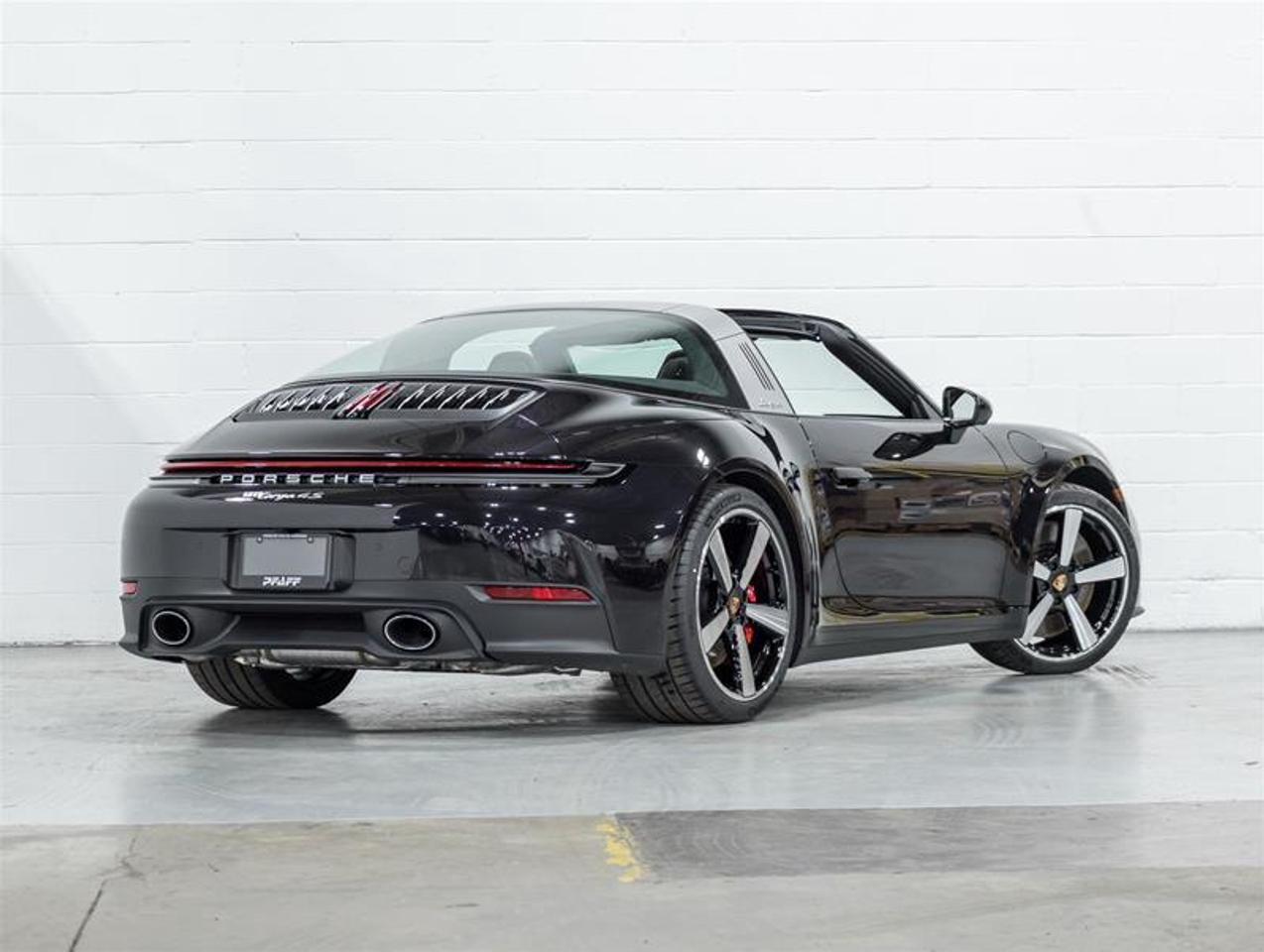 2026 Porsche 911  Photo