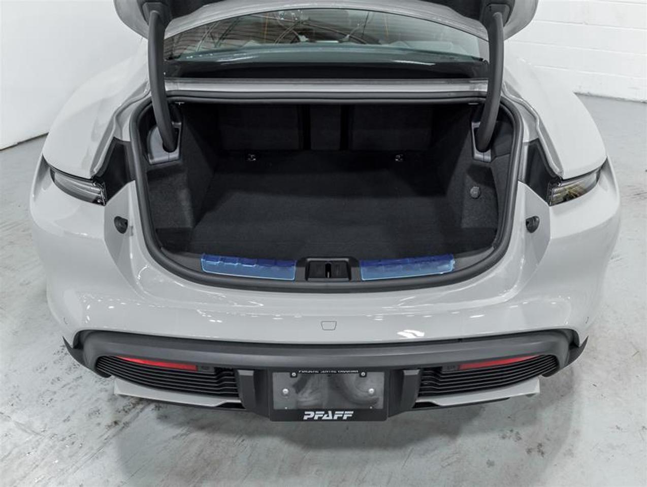 2026 Porsche Taycan  Photo