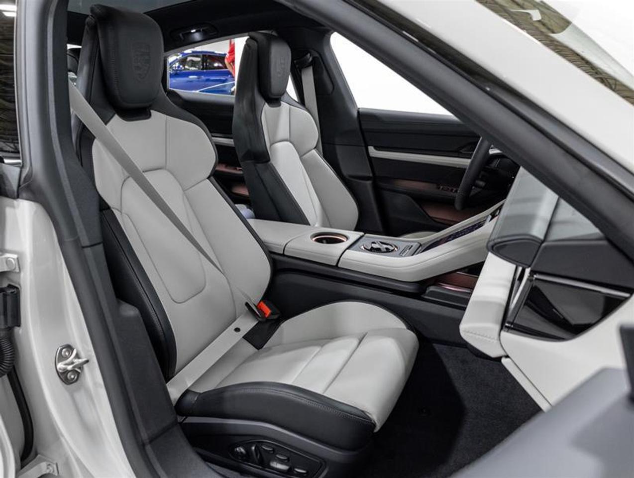 2026 Porsche Taycan  Photo