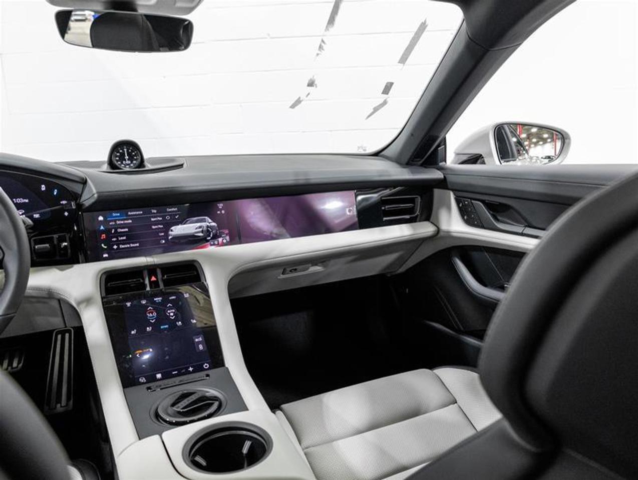 2026 Porsche Taycan  Photo