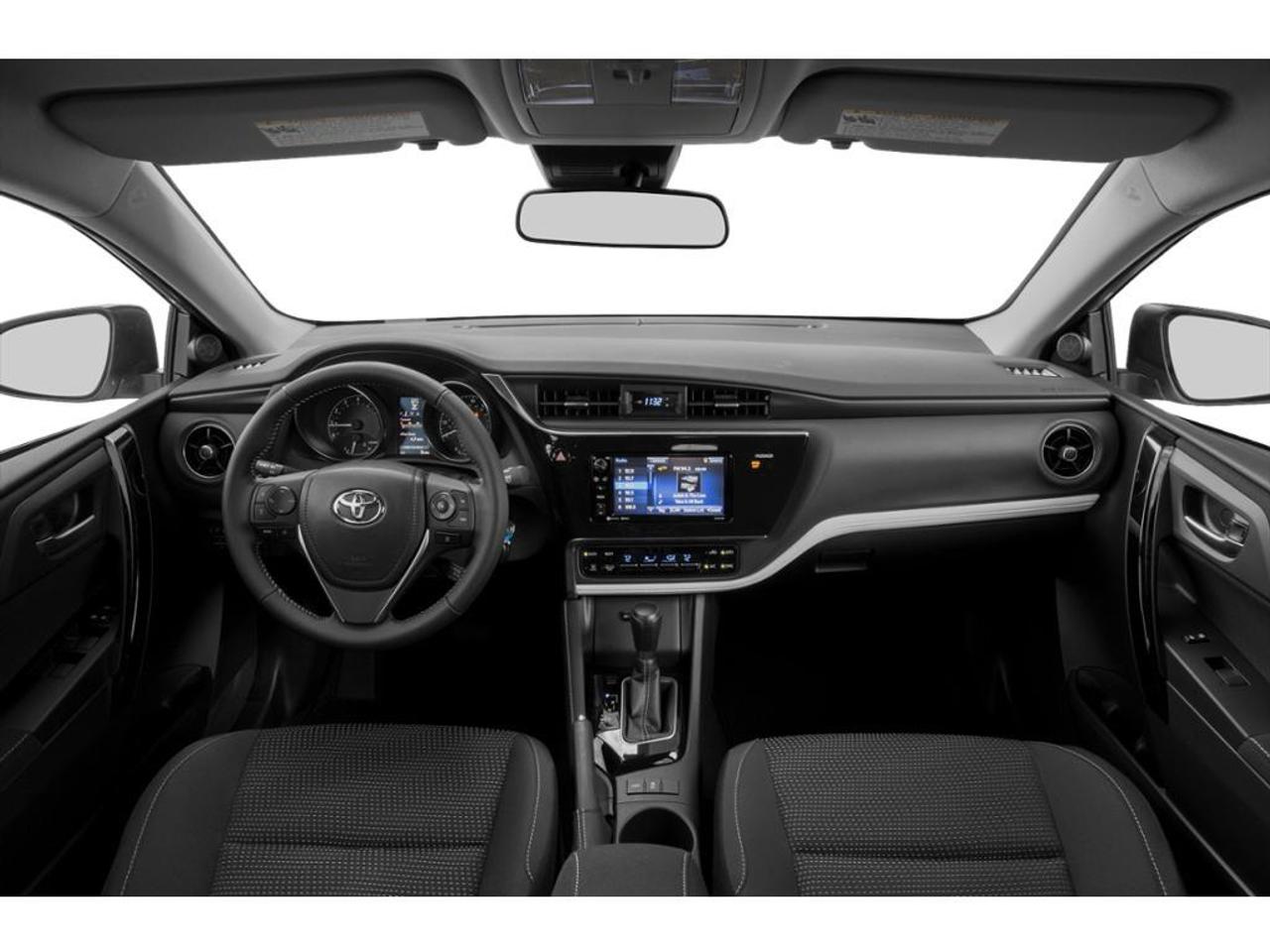 2017 Toyota Corolla iM Base (CVT) 5dr Hatchback Photo4