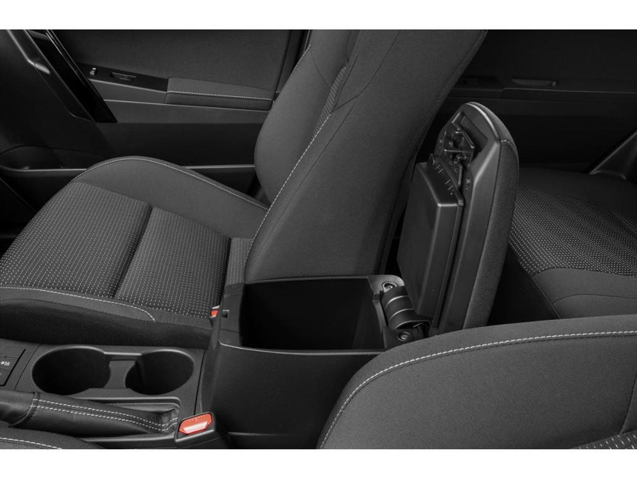 2017 Toyota Corolla iM Base (CVT) 5dr Hatchback Photo