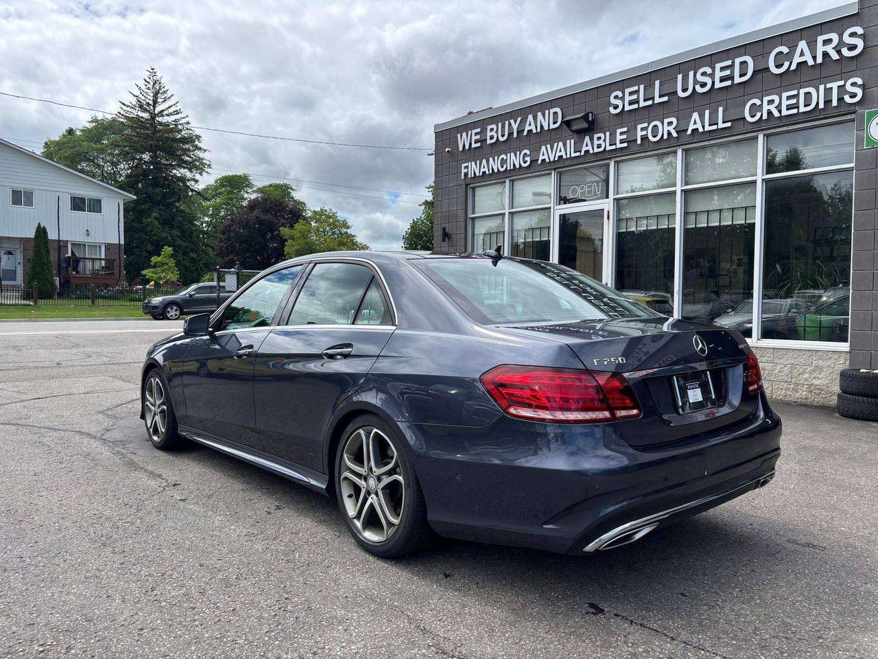 2014 Mercedes-Benz E-Class E 250 BlueTEC Diesal Sunroof Back-up Camera Photo