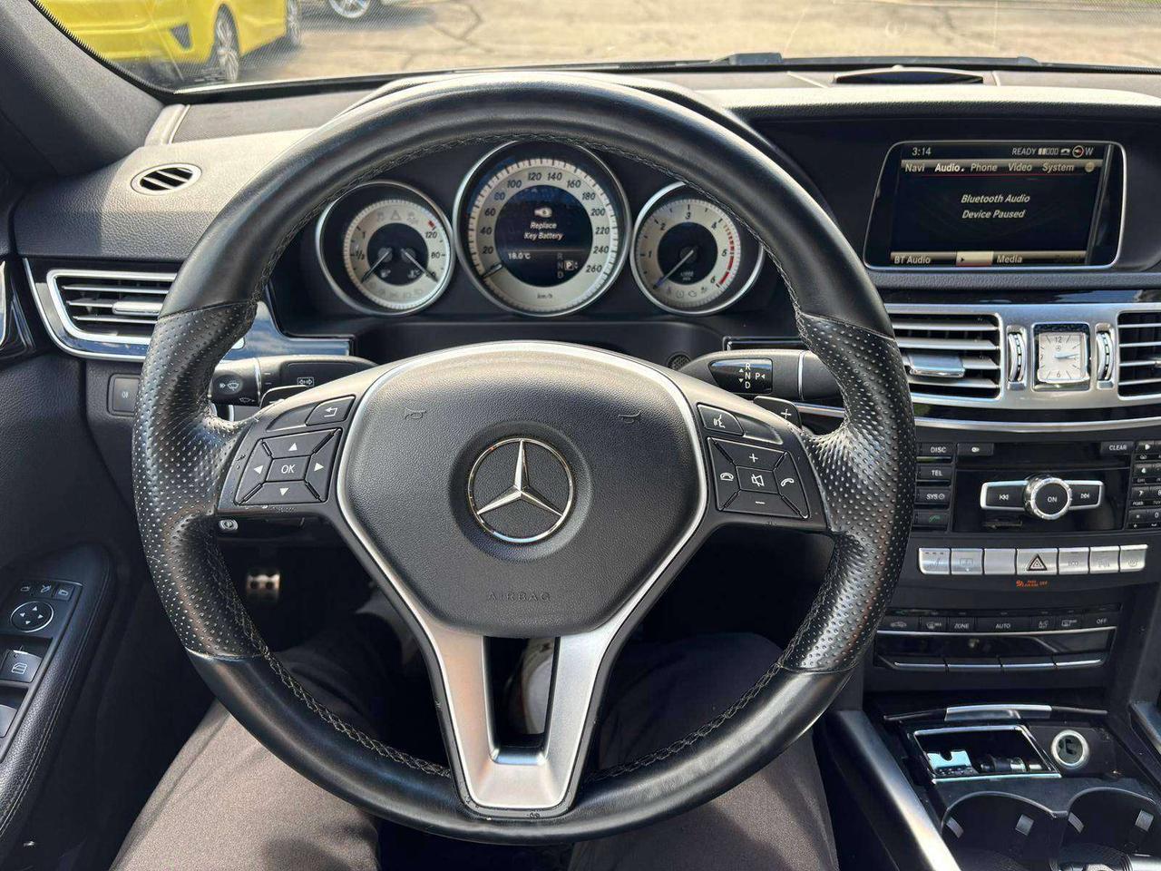 2014 Mercedes-Benz E-Class E 250 BlueTEC Diesal Sunroof Back-up Camera Photo