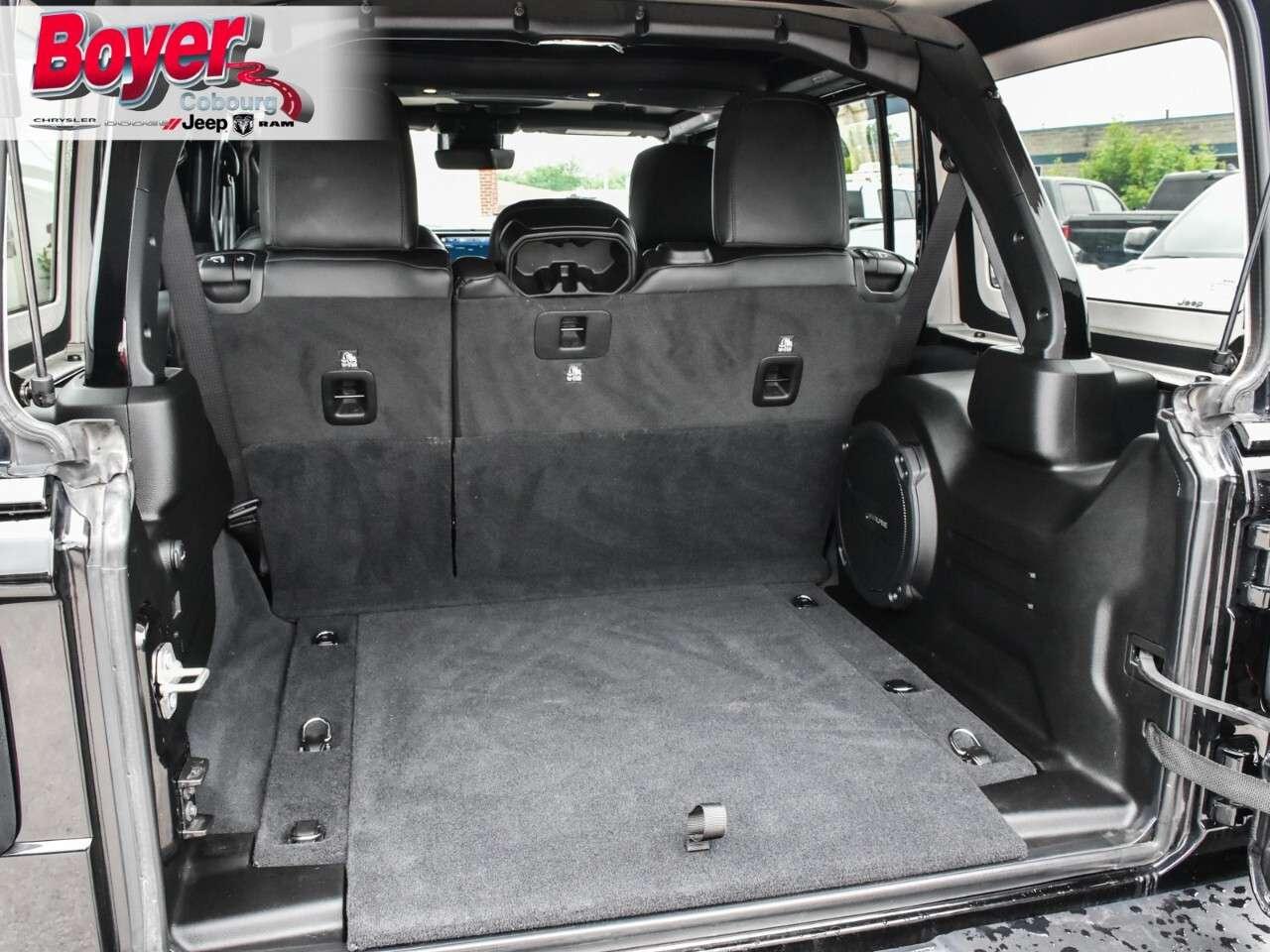 2024 Jeep Wrangler Rubicon X 4 Door 4x4 One Owner, accident free, bal Photo