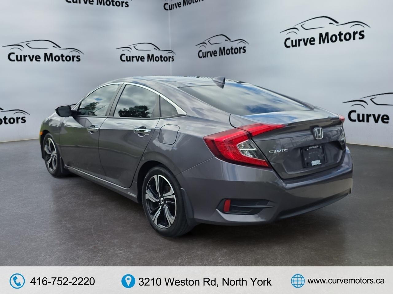 2018 Honda Civic Touring * CARPLAY / SUNROOF / LEATHER / ALLOYS / N Photo