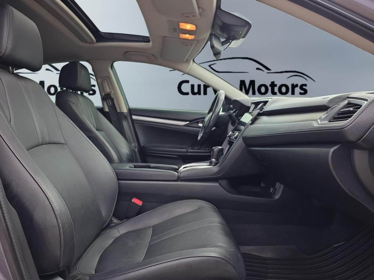 2018 Honda Civic Touring * CARPLAY / SUNROOF / LEATHER / ALLOYS / N Photo