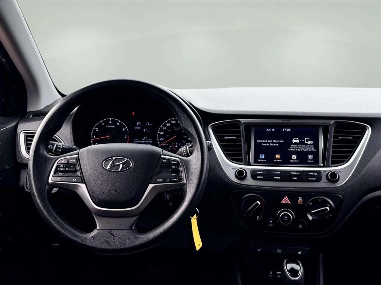 2018 Hyundai Accent GL Photo