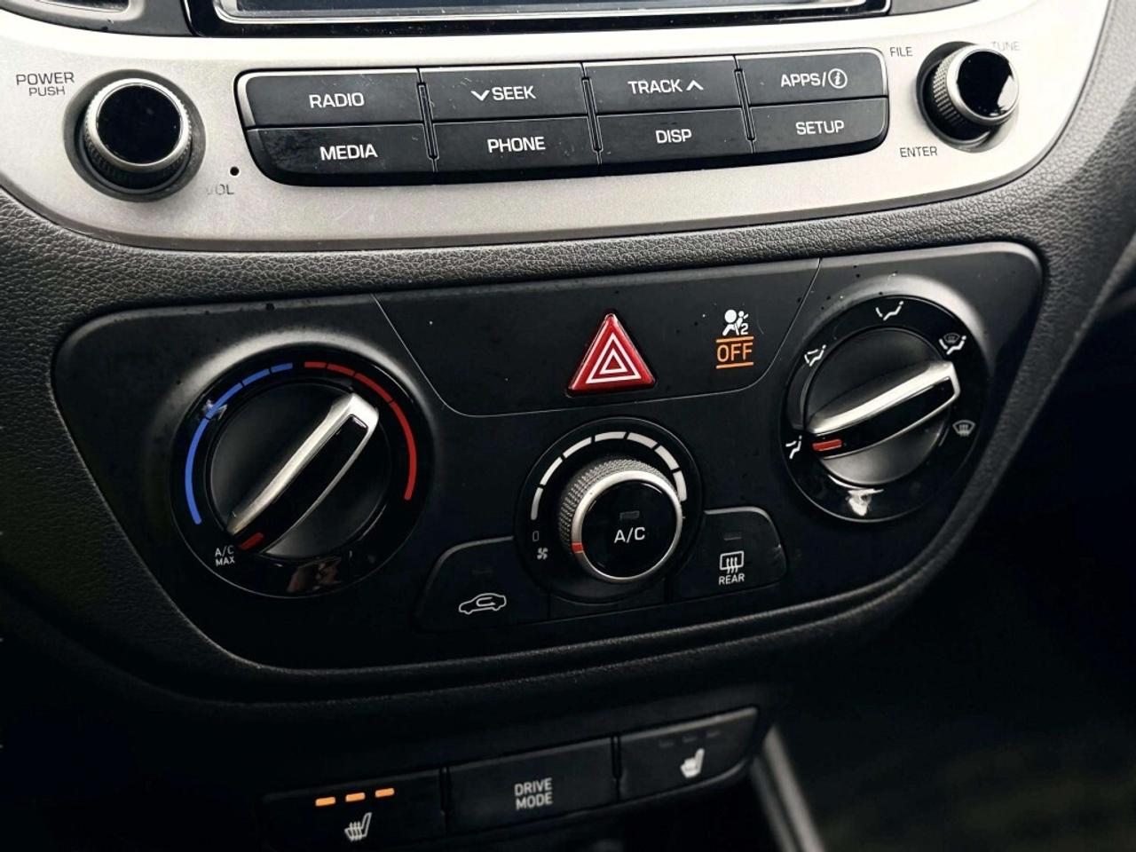 2018 Hyundai Accent GL Photo