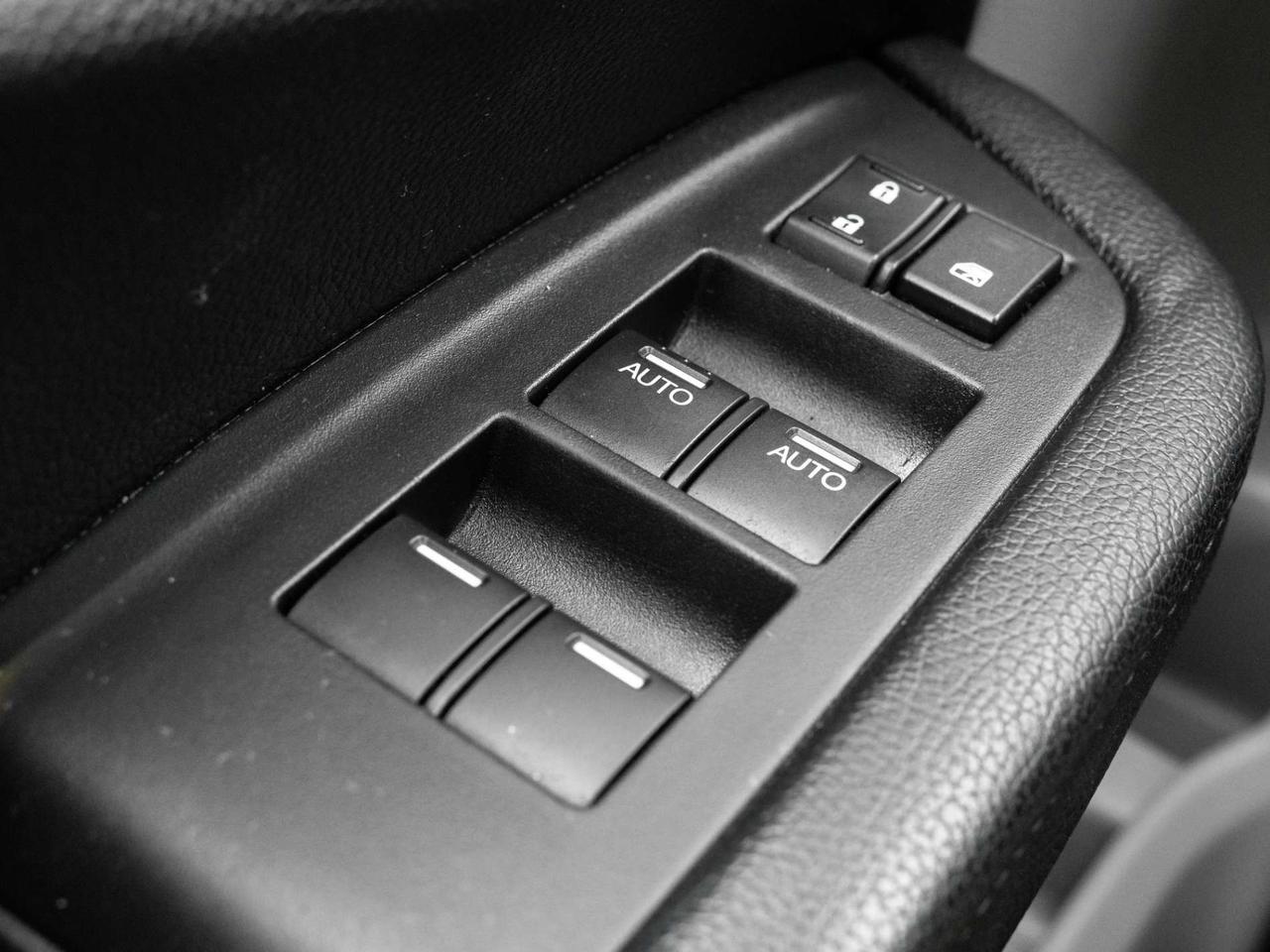 2016 Honda Pilot EX-L w/RES -Leather-Sunroof-Power Hatch-Rear Cam-Blind Spot- Photo