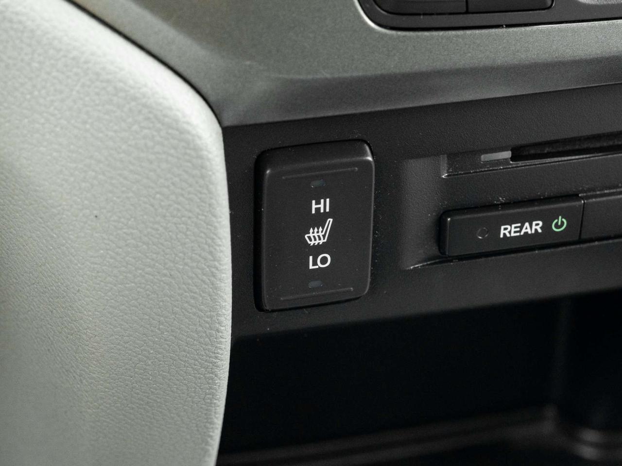 2016 Honda Pilot EX-L w/RES -Leather-Sunroof-Power Hatch-Rear Cam-Blind Spot- Photo