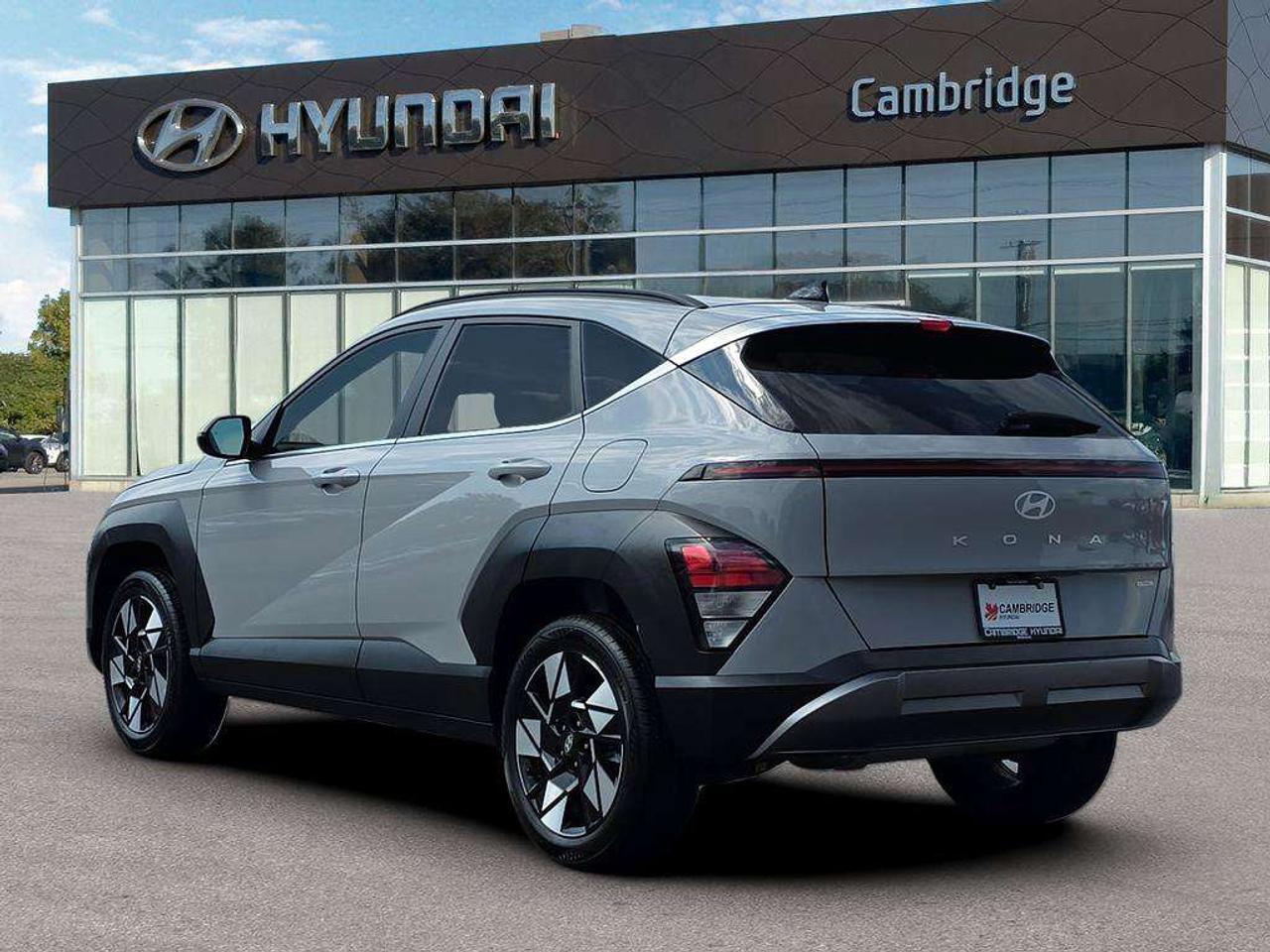 2025 Hyundai KONA Preferred Trend   SOLD! NO ACCIDENTS LEATHER 8.1L/100KM Photo4