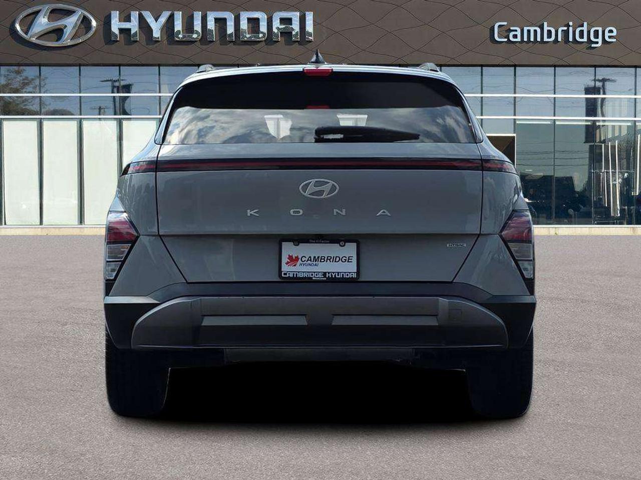 2025 Hyundai KONA Preferred Trend   SOLD! NO ACCIDENTS LEATHER 8.1L/100KM Photo