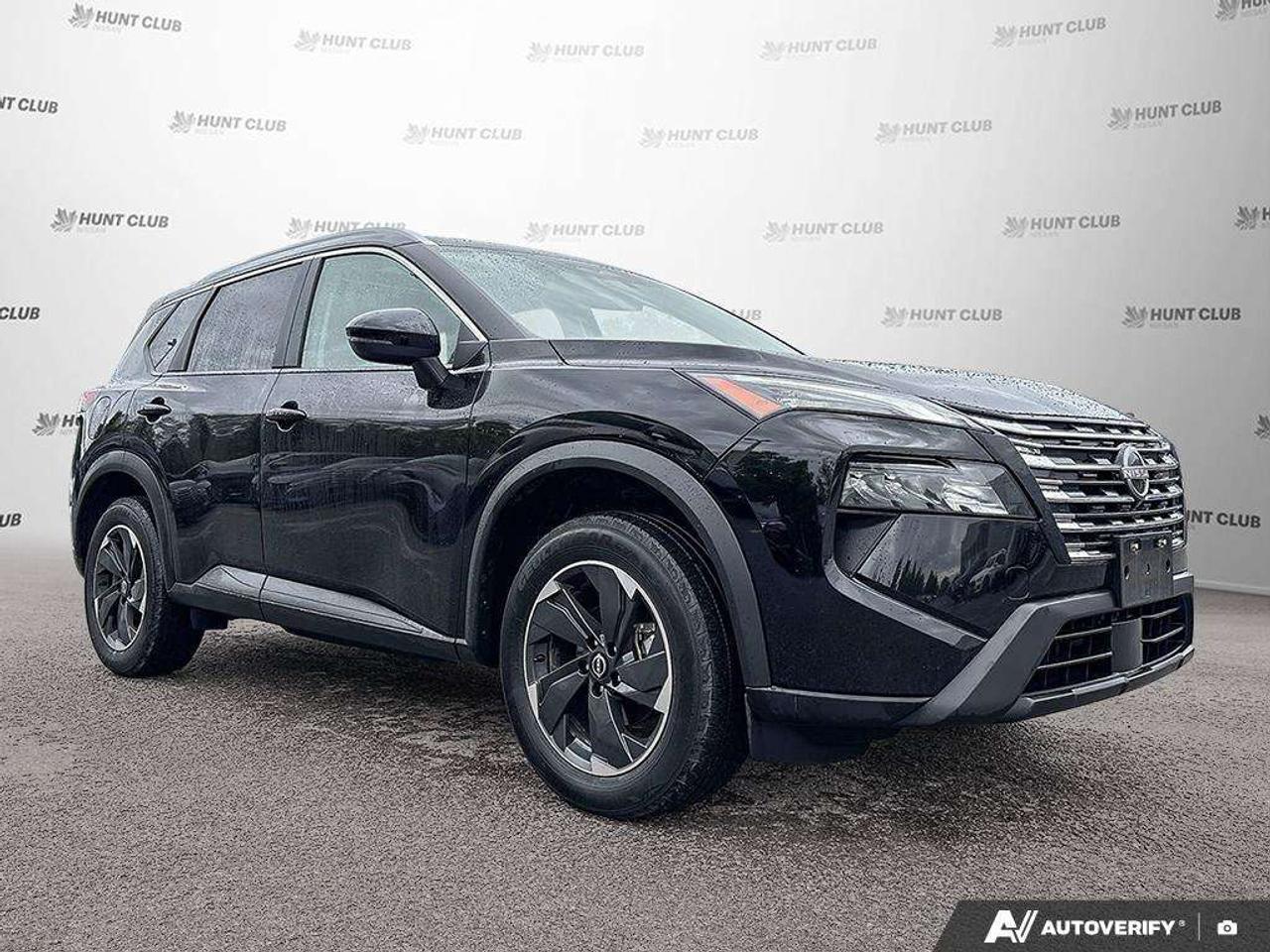2025 Nissan Rogue SV Photo