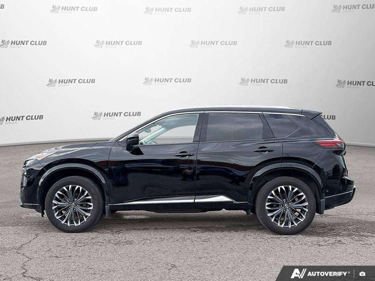 2024 Nissan Rogue Platinum Photo