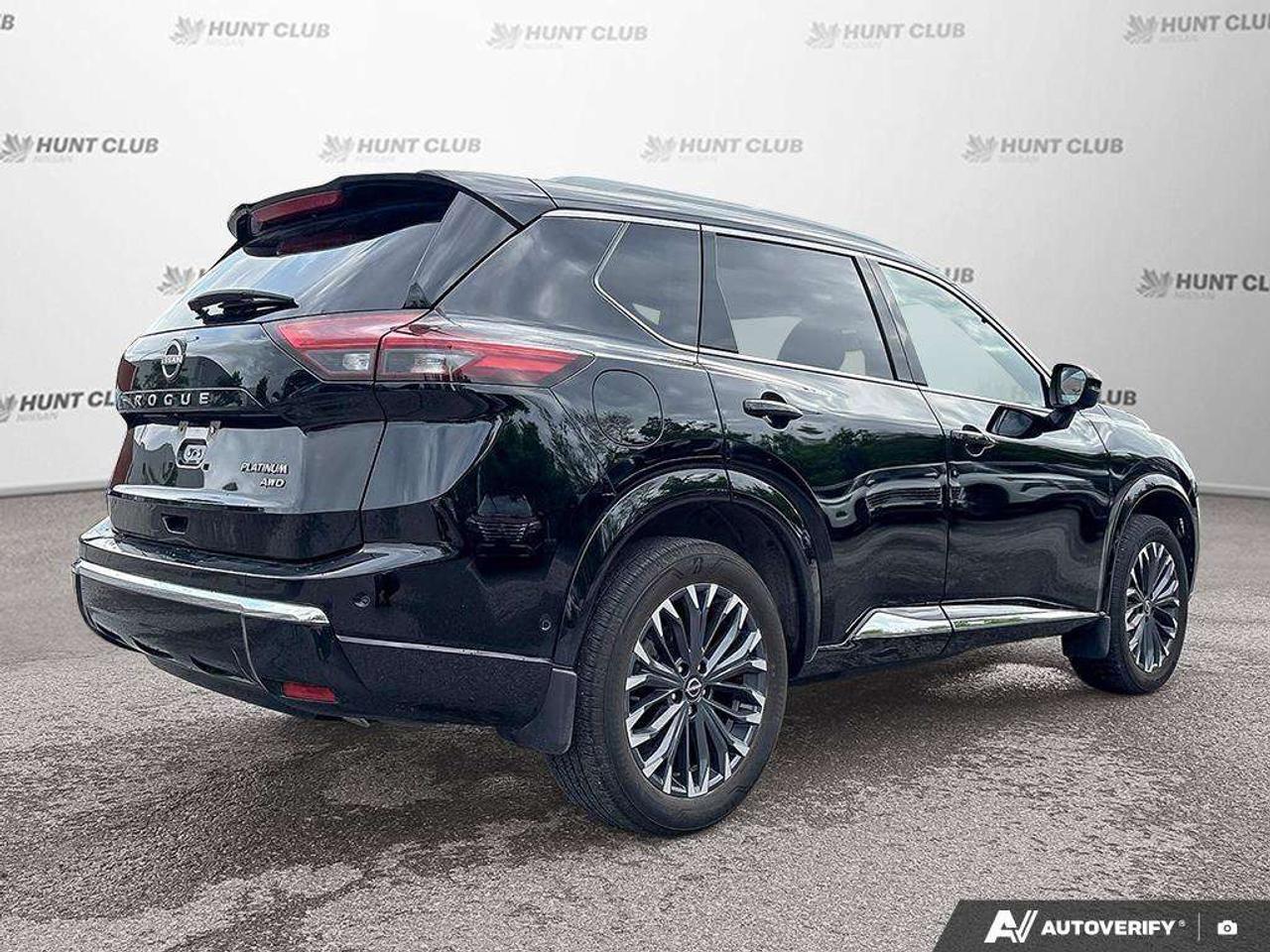 2024 Nissan Rogue Platinum Photo