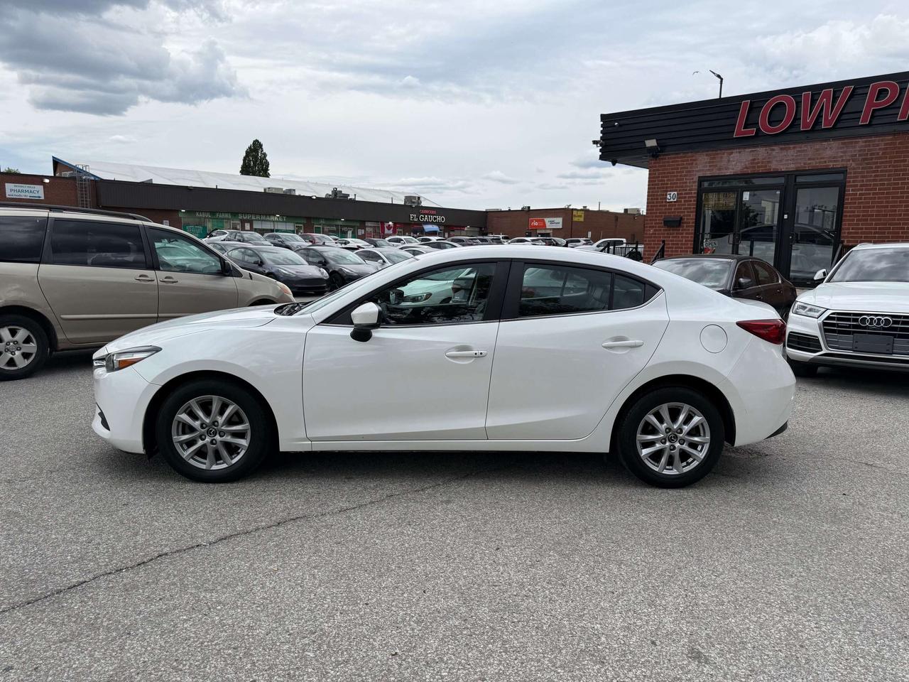 2018 Mazda MAZDA3 50th Anniversary l FWD l Bose Surround l 2.0L l Photo4