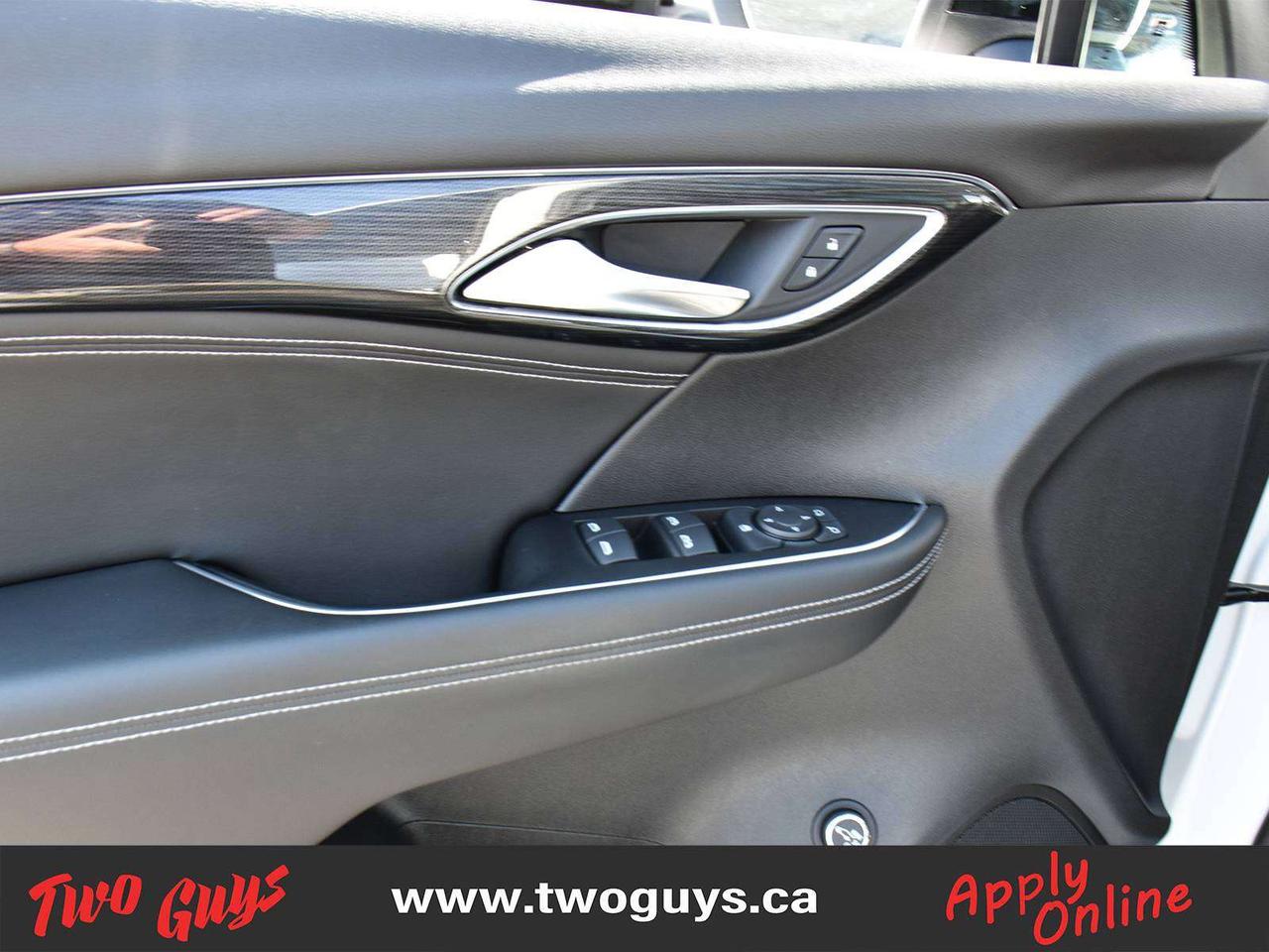 2023 Buick Envision Preferred ST   AWD   Panoroof   Htd Cloth   Lease Photo