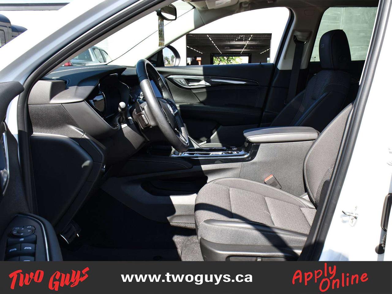 2023 Buick Envision Preferred ST   AWD   Panoroof   Htd Cloth   Lease Photo