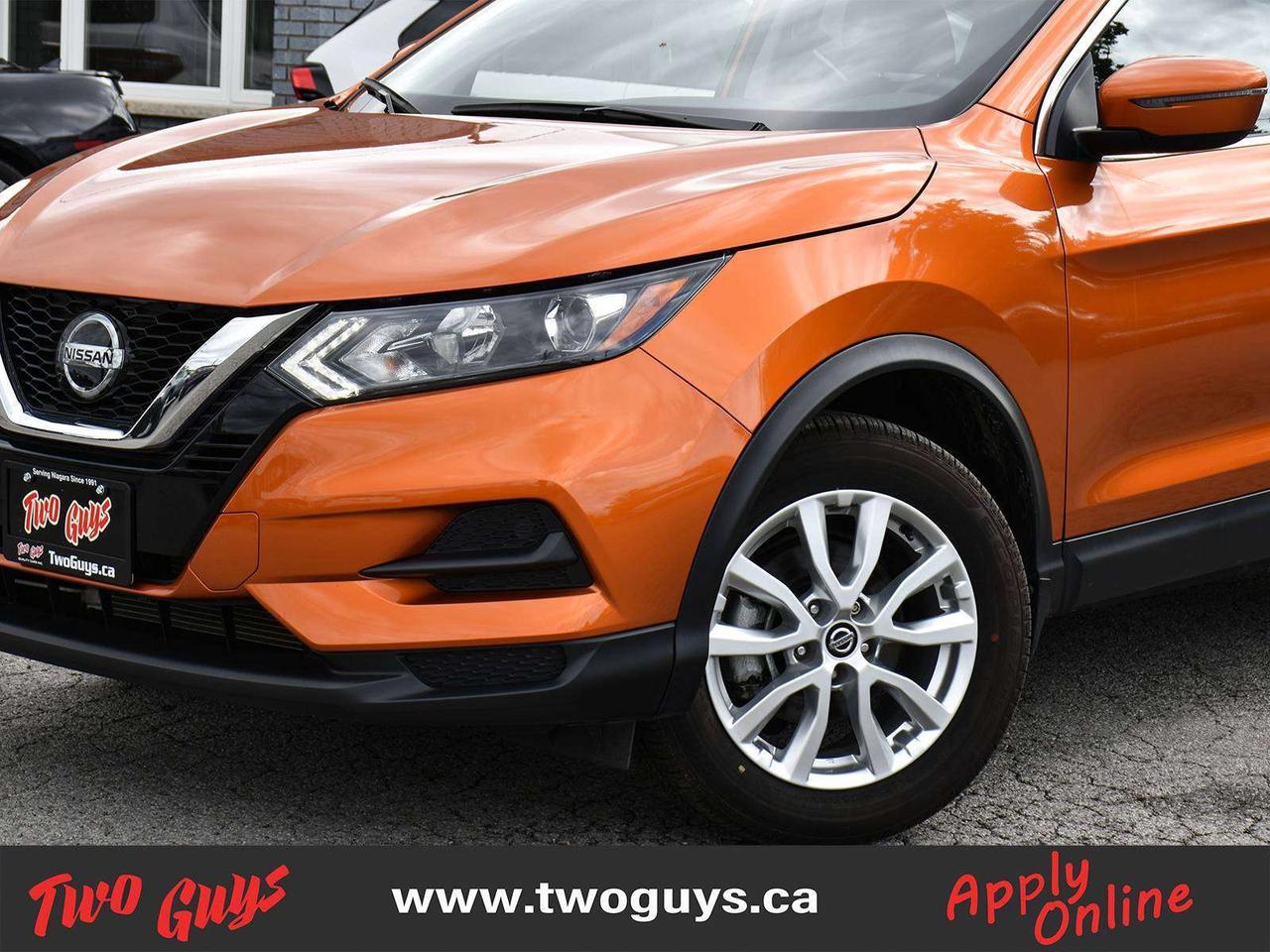 2023 Nissan Qashqai SV AWD   Sunroof   Lease Return   Super Clean Photo