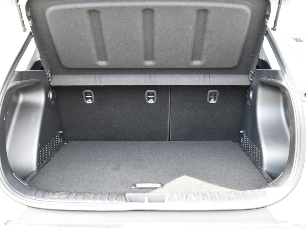 2025 Hyundai KONA Preferred Remote Start Back Up Camera Photo